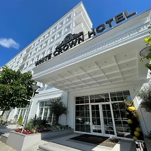 Otel White Crown ****