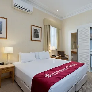 Otel Oasis Vista A Unit Of Gross Group Near Delhi Airport ***